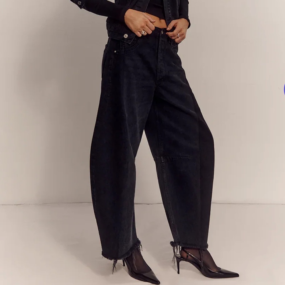 Citizens Of Humanity Pieced Horseshoe Jean in Stout - Picture 2 of 14